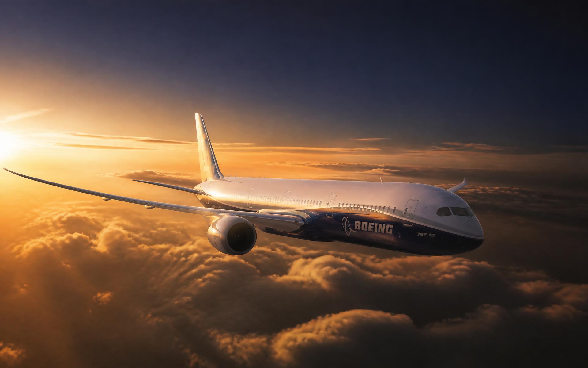Intercontinental flight at golden hour